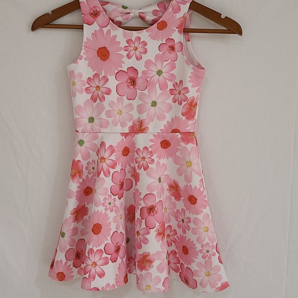 Girl dress